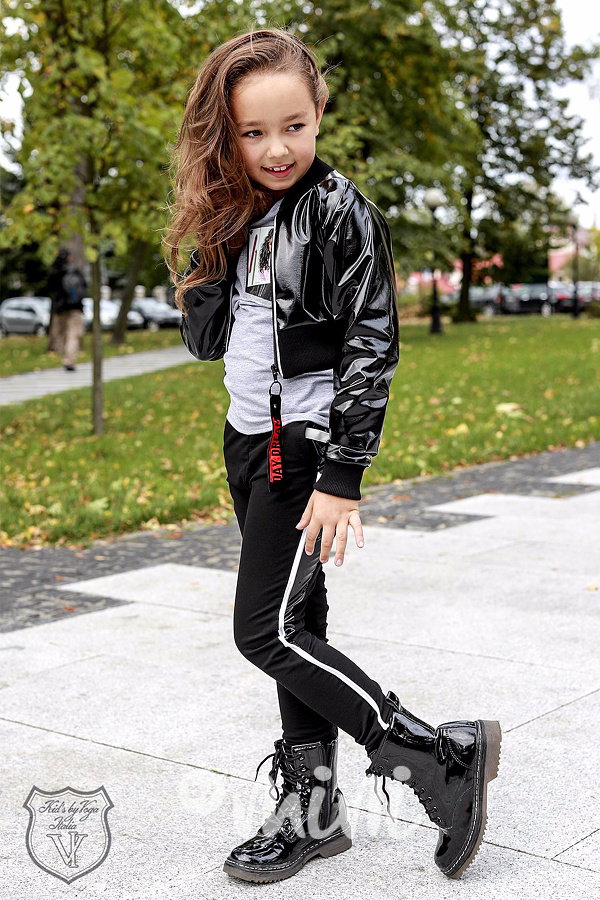 Černé kalhoty leather latex efekt