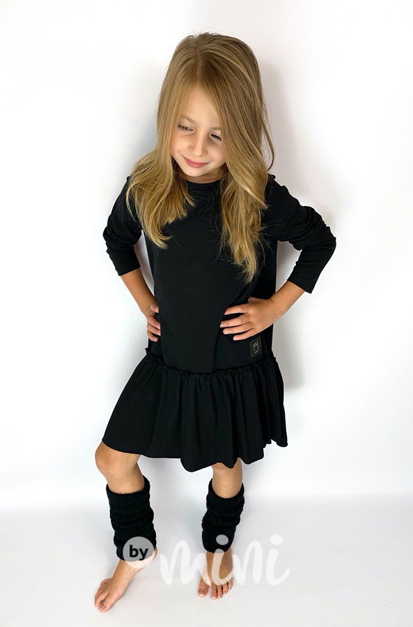 Černé oversize šaty s dlouhým rukávem