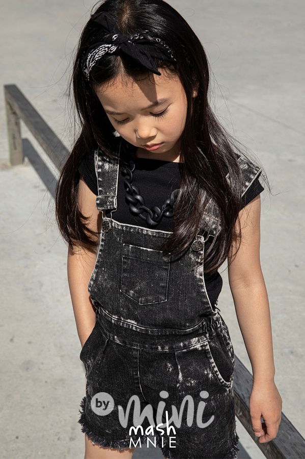 Černý žebrovaný top *MashMnie*