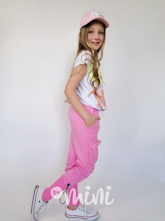 Růžové dívčí kapsáče s širokým nápletem