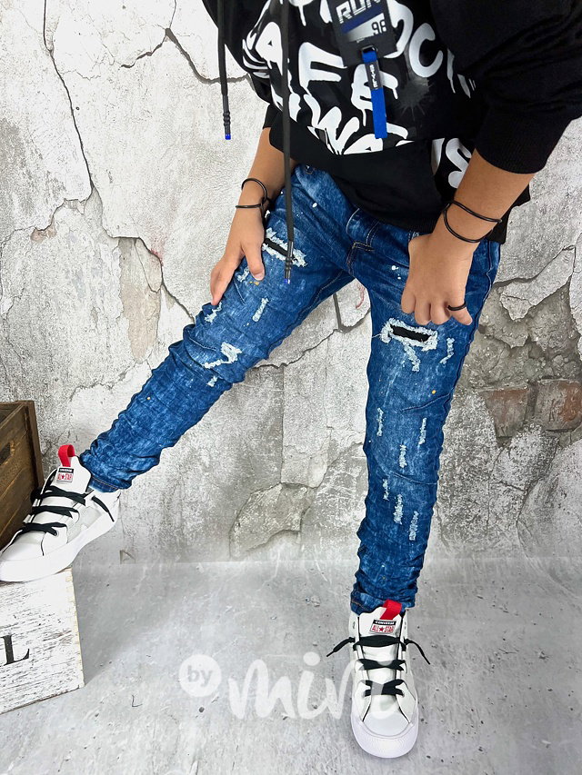 Splash ripped jeans