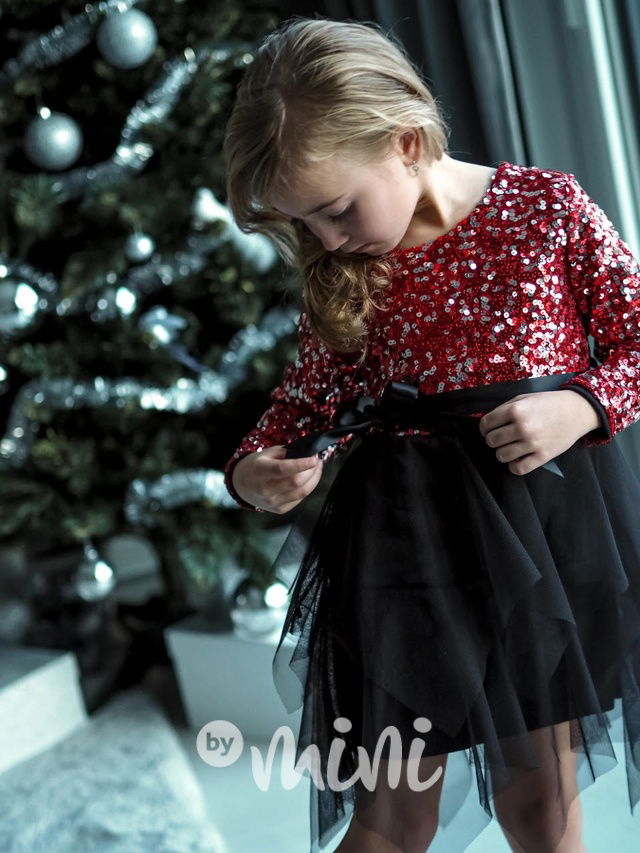 Metallic red flitr šaty s tylem