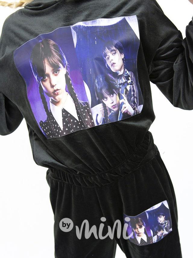 Velurová soft souprava Wednesday movie