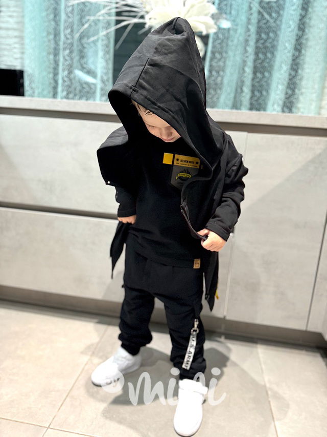 Zateplená asymetrická mikina DESIGN černá