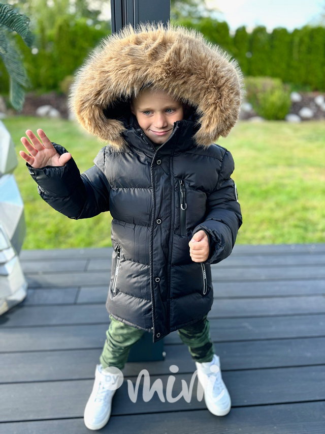 Zimní parka s kožíškem černá