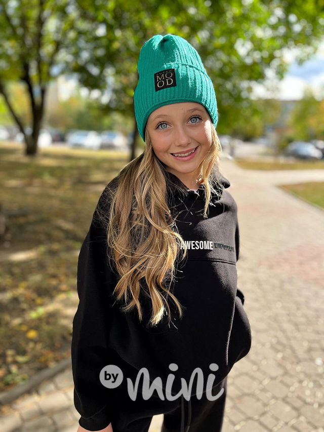 Super mood čepice smaragd