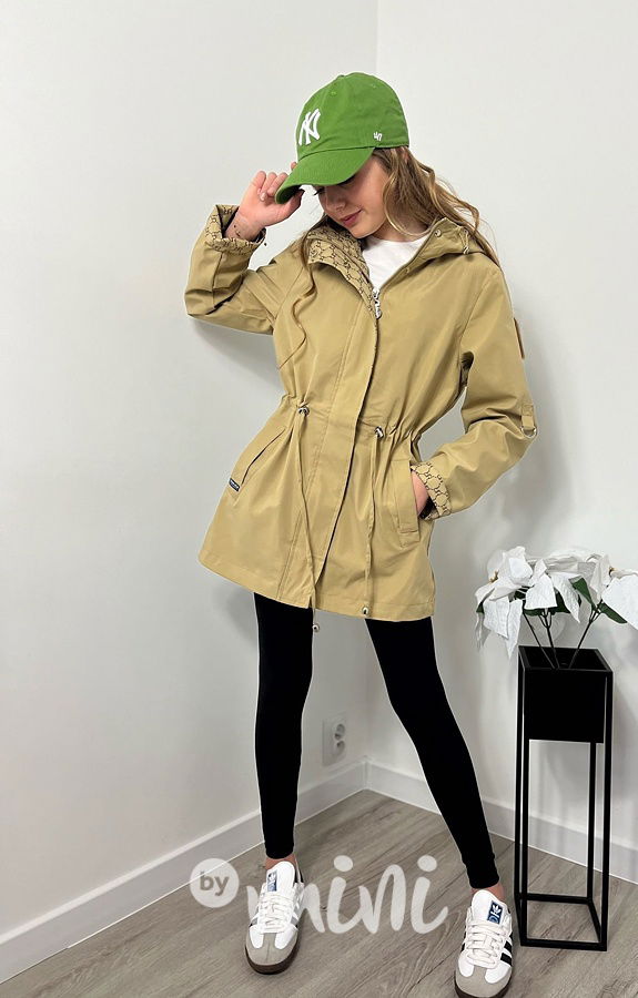 Podzimní béžová parka