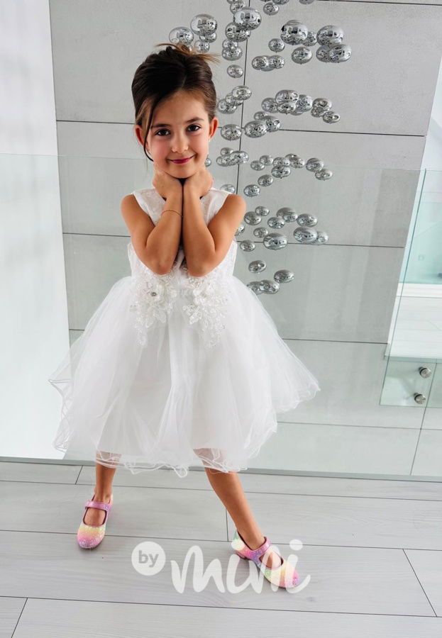 Bílé dětské šaty pro družičku