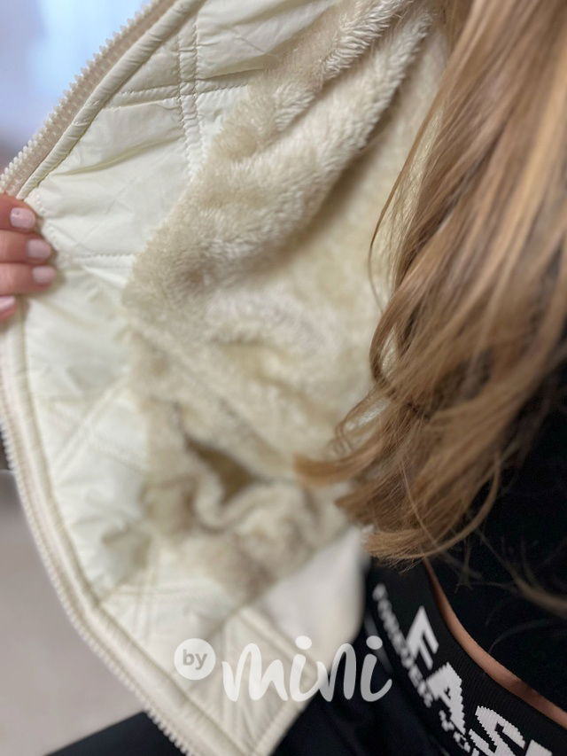 DREAM prošívaná bomber bunda cream