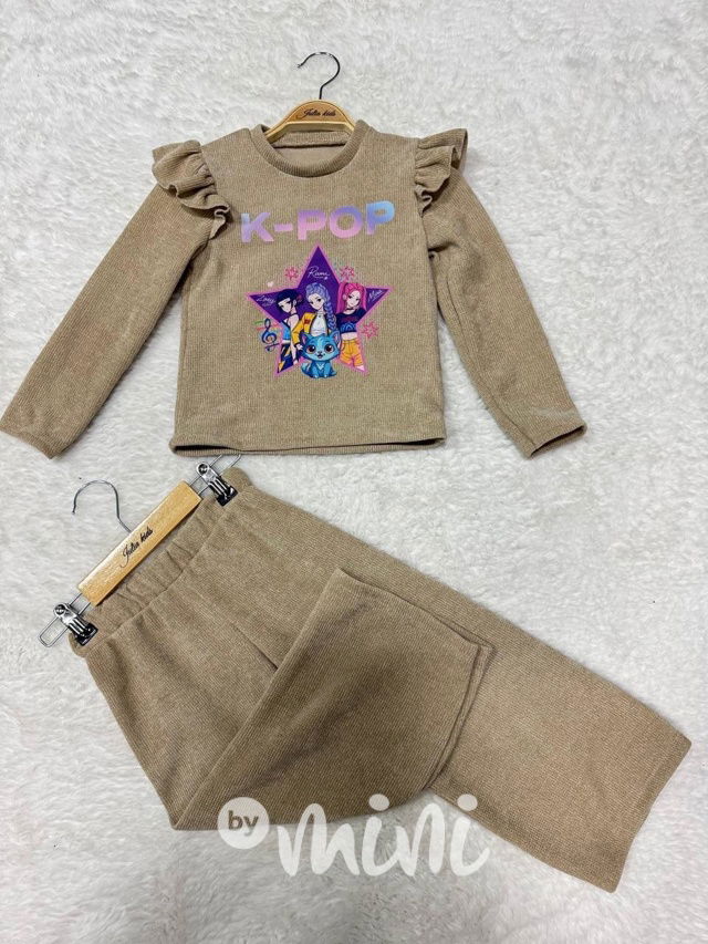 HUNTRIX teplá blůzka + široké kalhoty