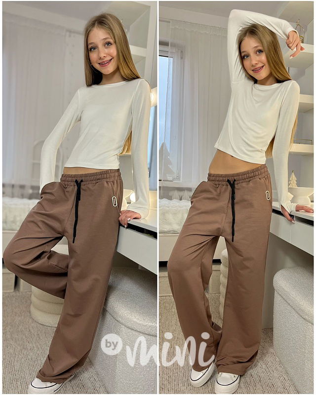 Lounge volné tepláky latté