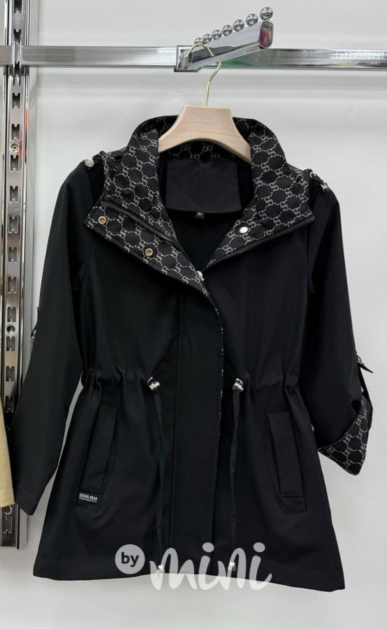 Černá long parka