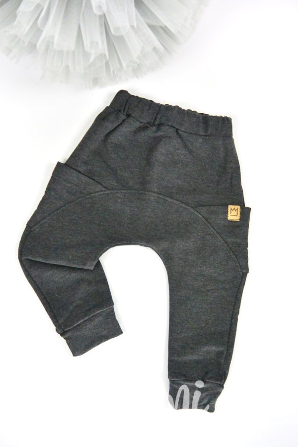Oteplené dark grey baggy tepláčky