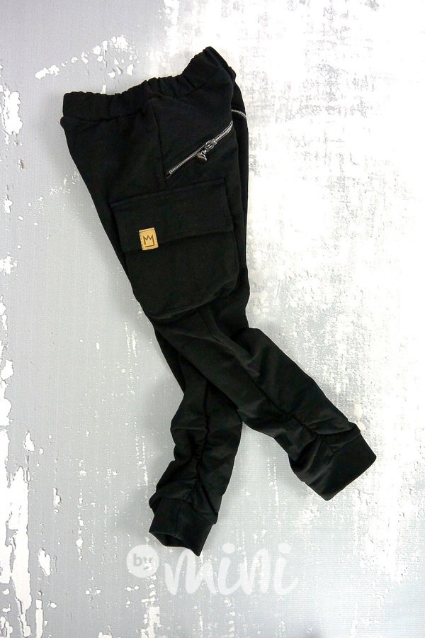 Black baggy kapsáče zip