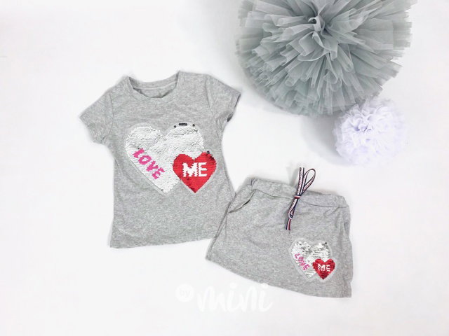 Dívčí set LOVE s flitry šedivý - triko+sukně