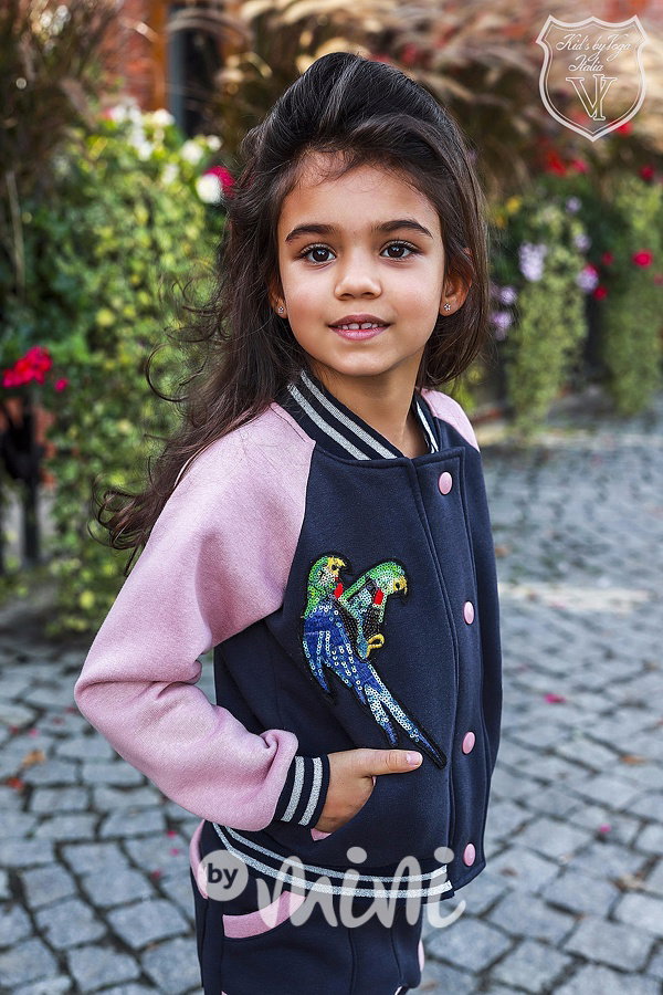 Vyteplená bomber mikina papoušci