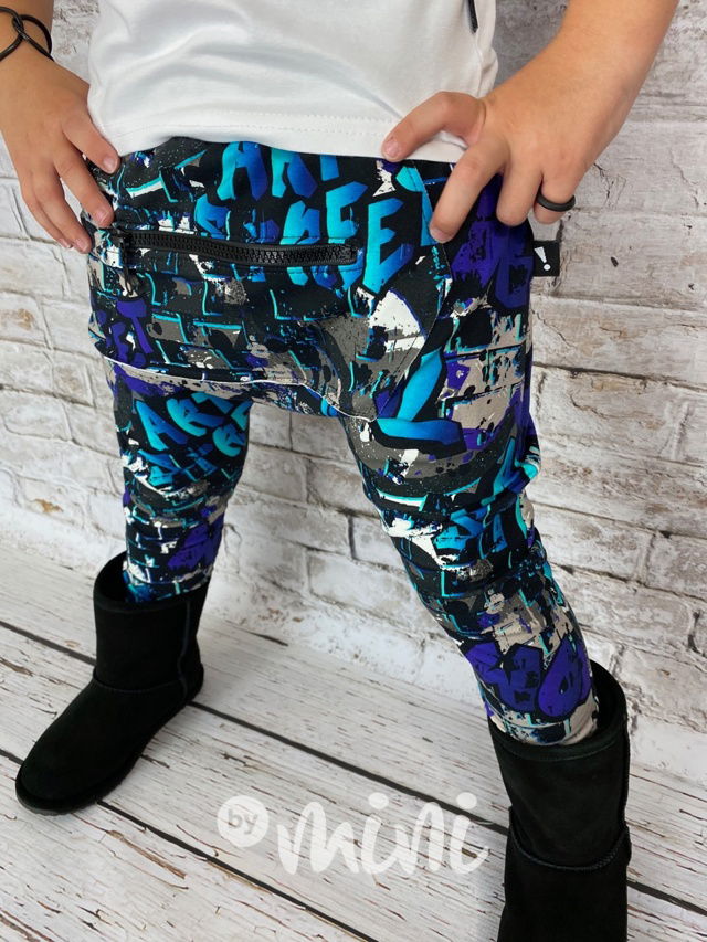 Baggy Blue Graffiti s kapsičkou a zipem