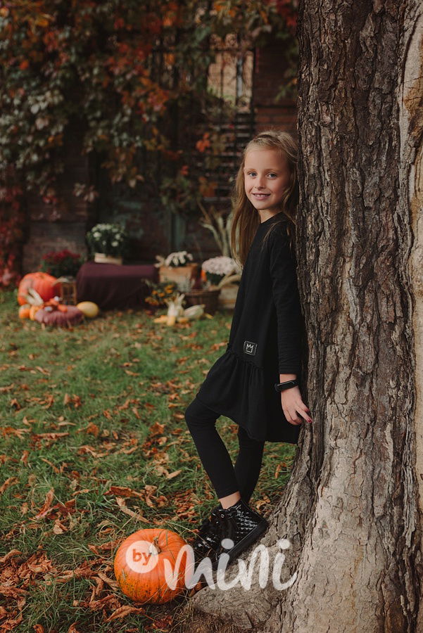 Černé oversize šaty s dlouhým rukávem