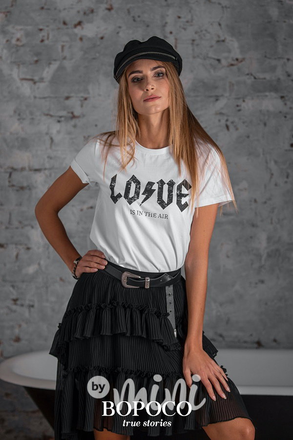 Bílé triko s krátkým rukávem a nápisem LOVE mamka dcera