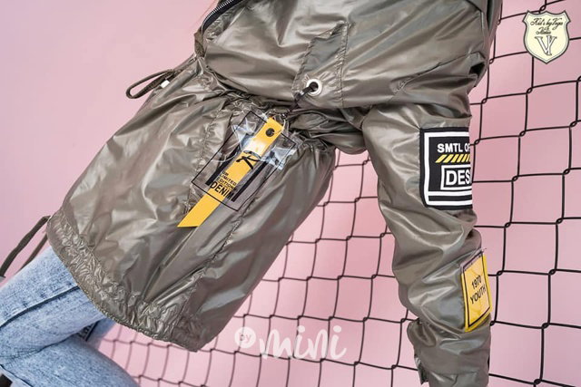 Designová khaki dívčí parka VOGA