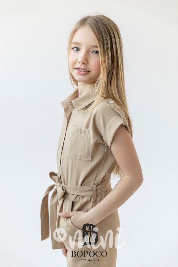 Béžový summer overal