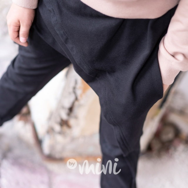 Černé designové baggy kapsáče