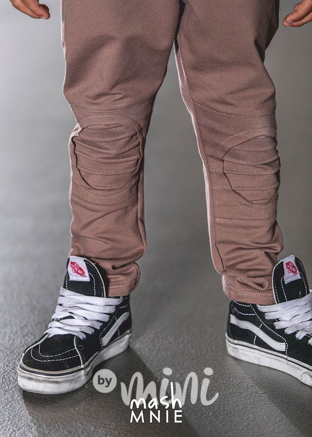 Taupe brush tepláky s prošitím *MashMnie*