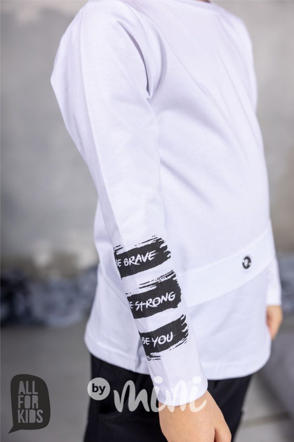 BRAVE blůzka se cvoky bílá