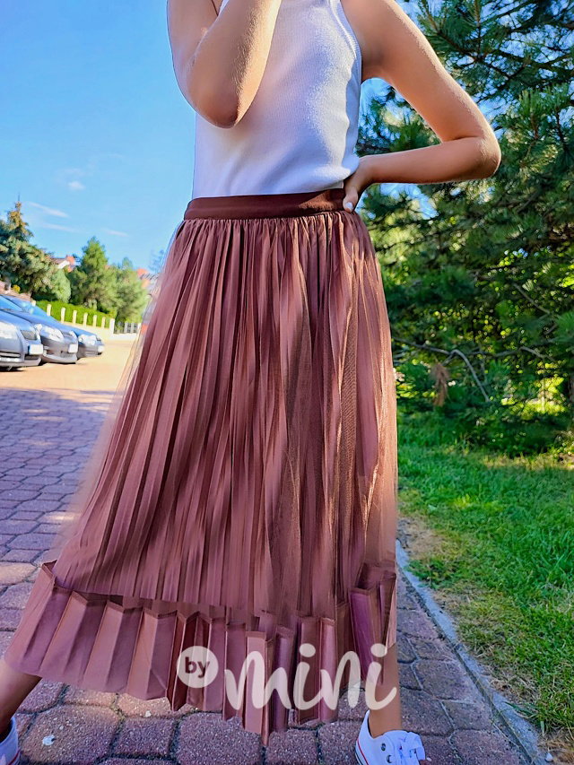 Plisovaná midi sukně karamel