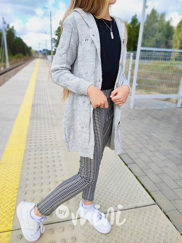 Dlouhý šedý kardigan