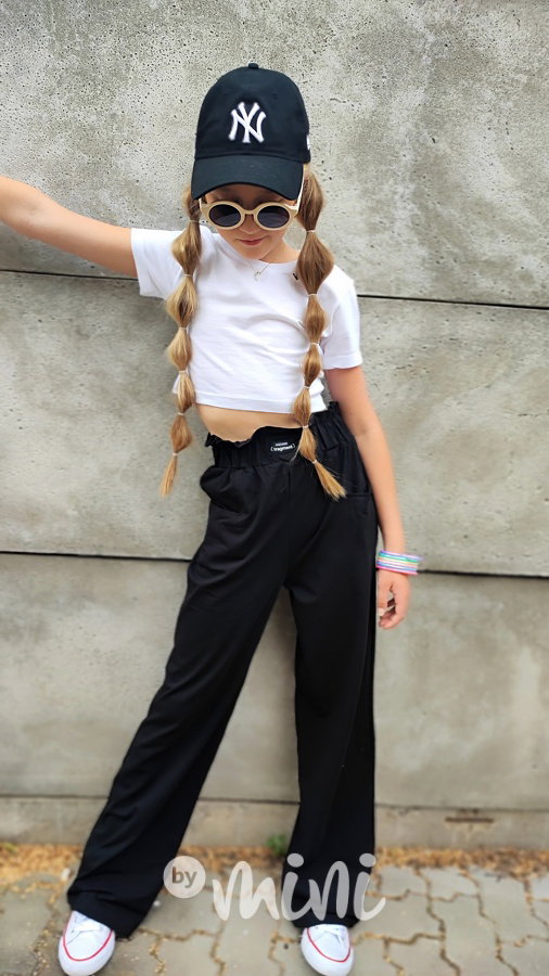 WE need crop top + švédy