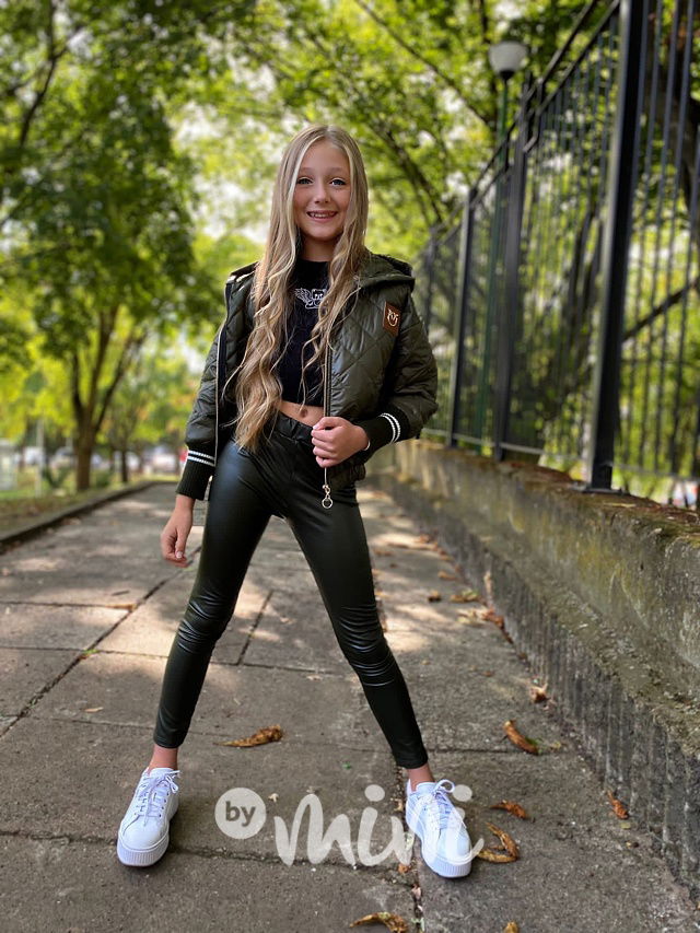 Khaki prošívaná bunda s náplety