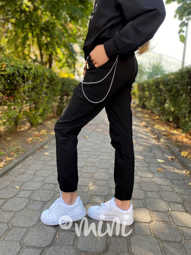 Stretch kapsáče s řetízkem černé