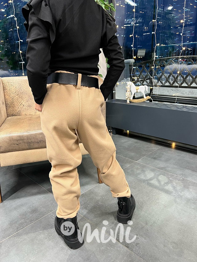 Teplé kalhoty s páskem beige