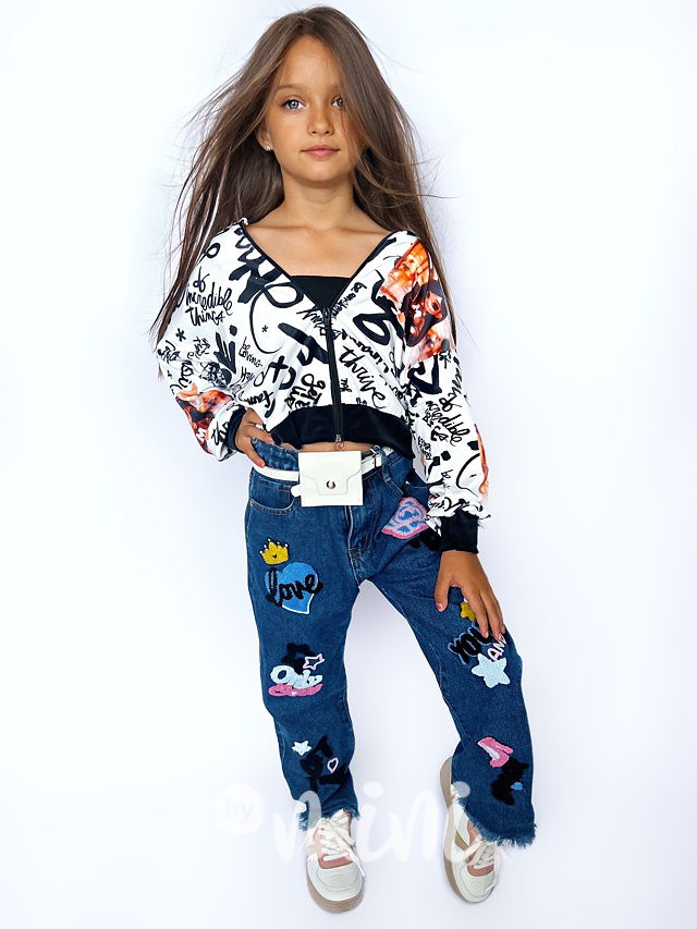 Jeansy s aplikací LOVE