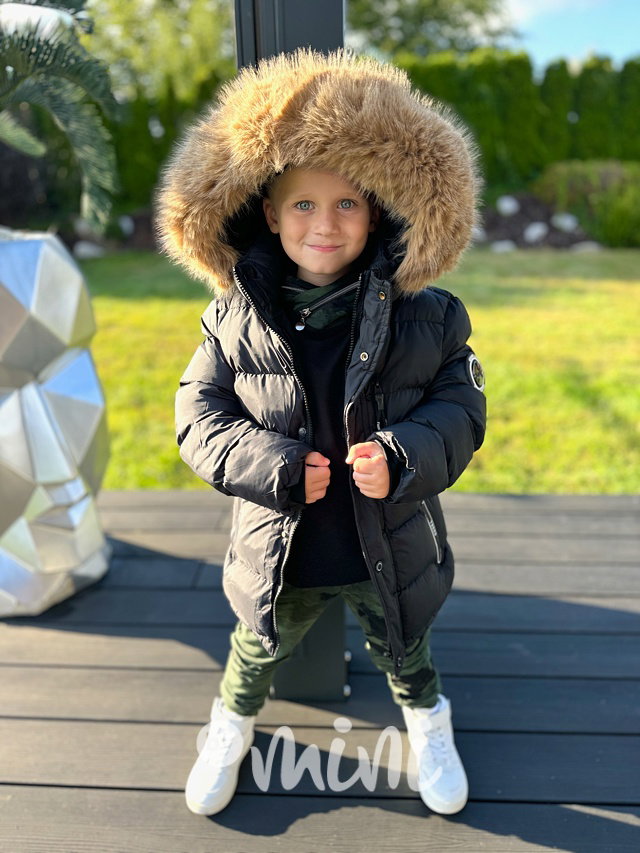 Zimní parka s kožíškem černá