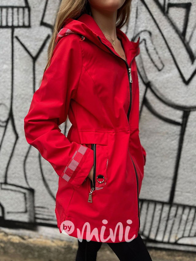 Jarní červená parka