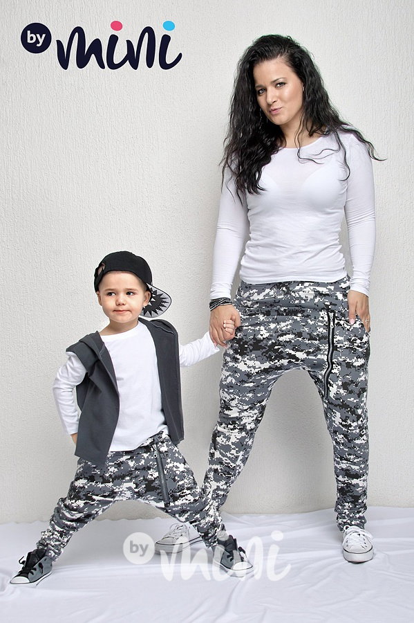 PIXELS baggy tepláčky