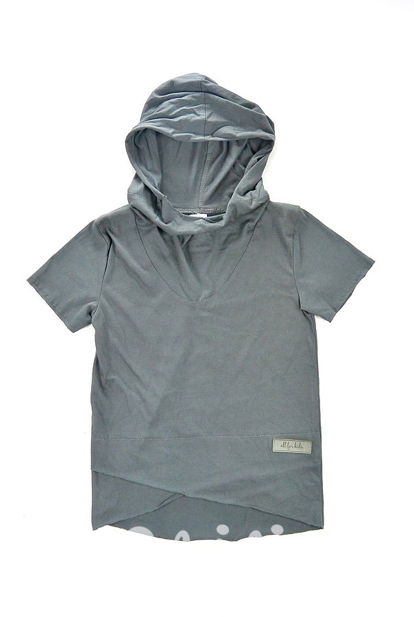 Dark grey triko s kapucí