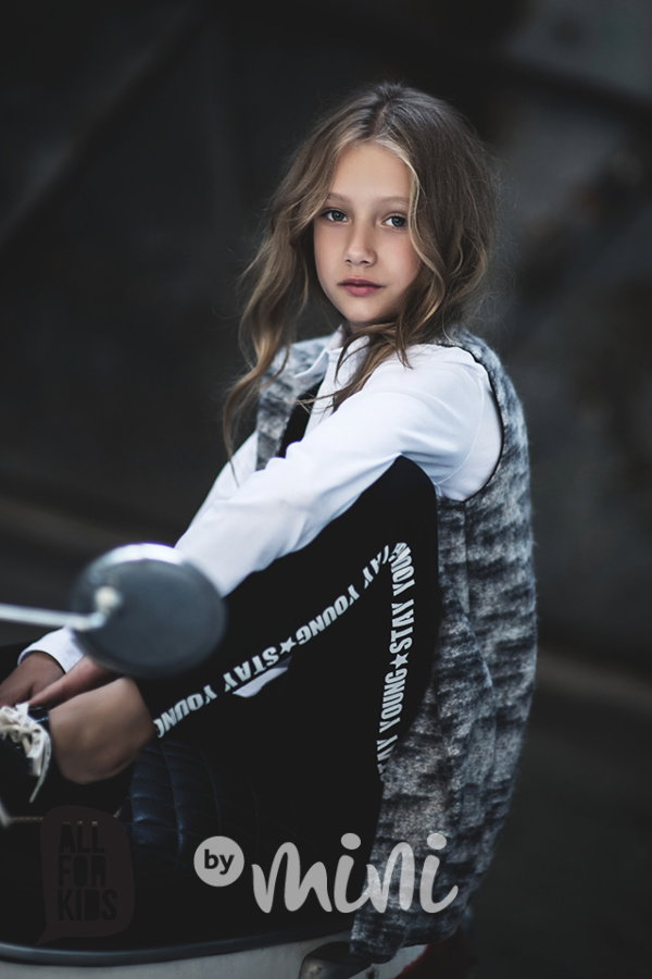 Mramorová vestička