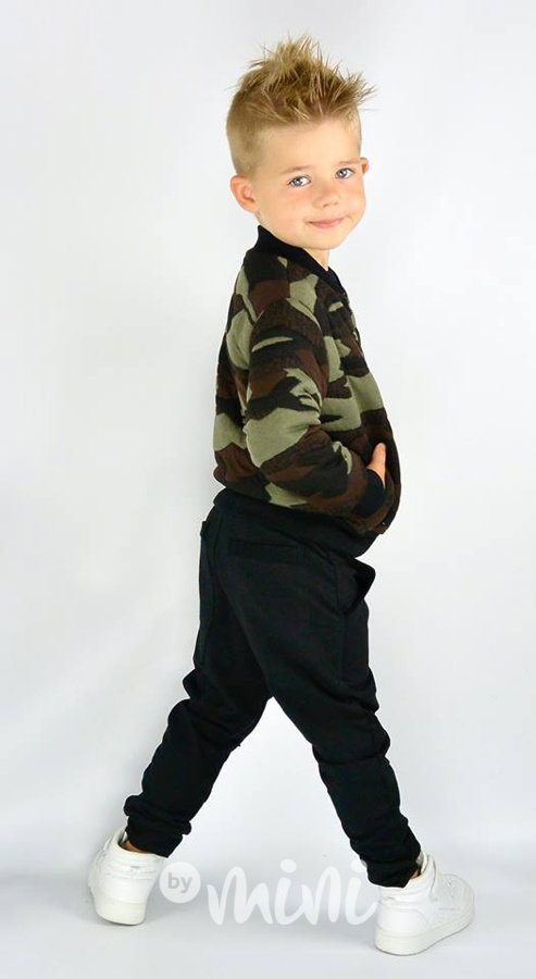 Black basic tepláčky