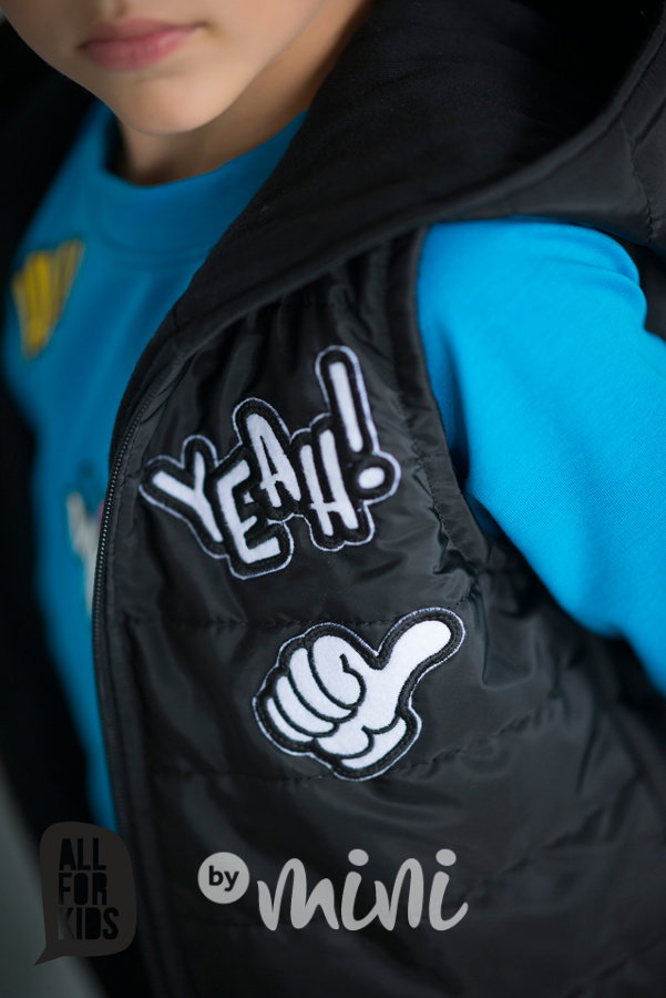 Yeah prošívaná chlapecká vesta