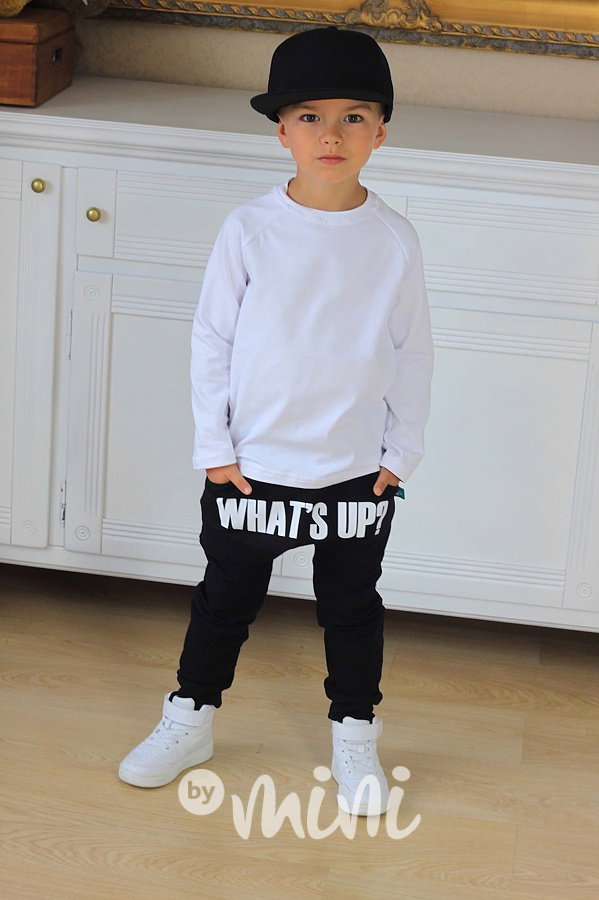 What's UP černé baggy tepláčky