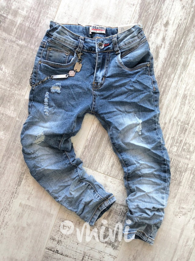 Blue jeans s karabinkou