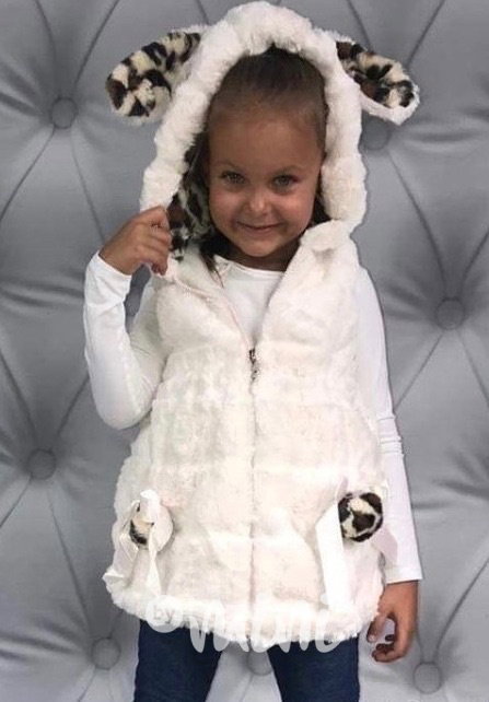 Králíček - dívčí chlupatá vesta cream