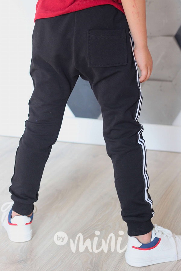 Černé chlapecké baggy lampas