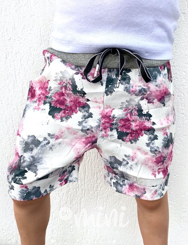 Flower shorts s pomačkaným efektem