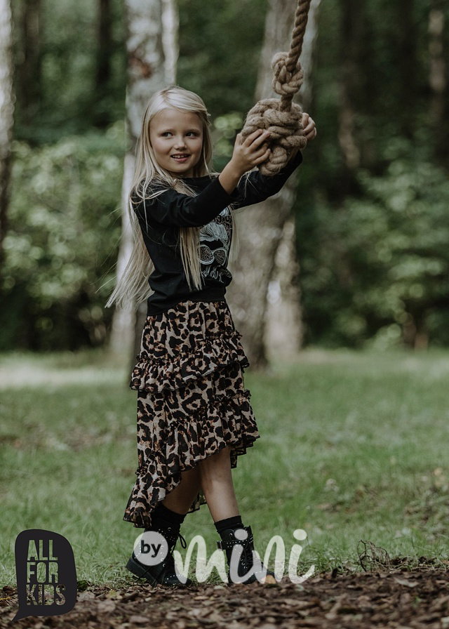 Dívčí triko černé s dlouhým rukávem a nápisem WILD Girl
