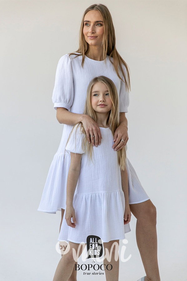 Mušelínové šaty white
