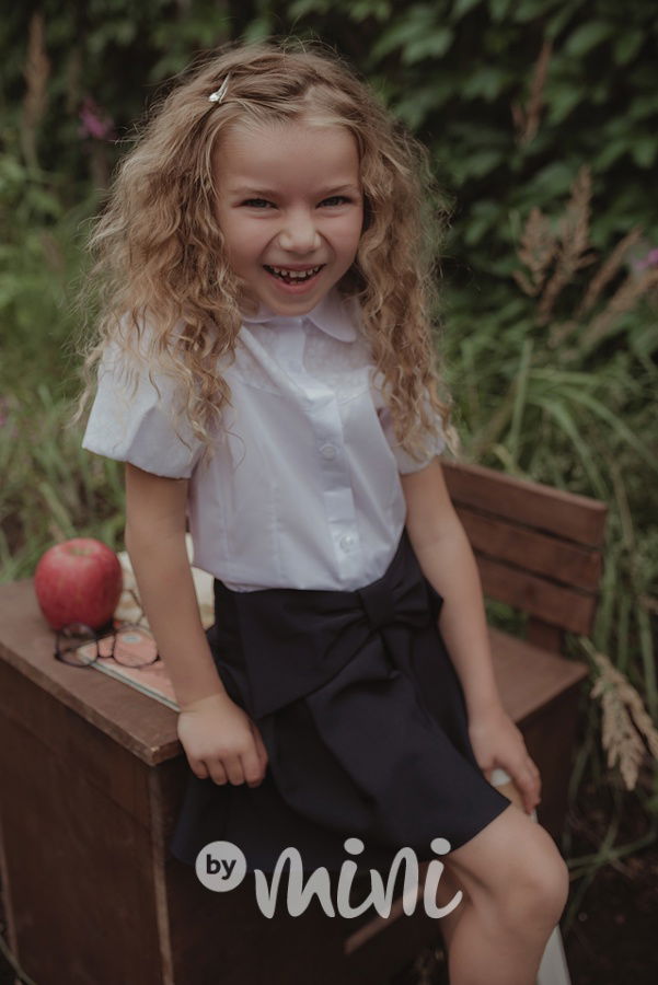 School blůzka s balonovými rukávy